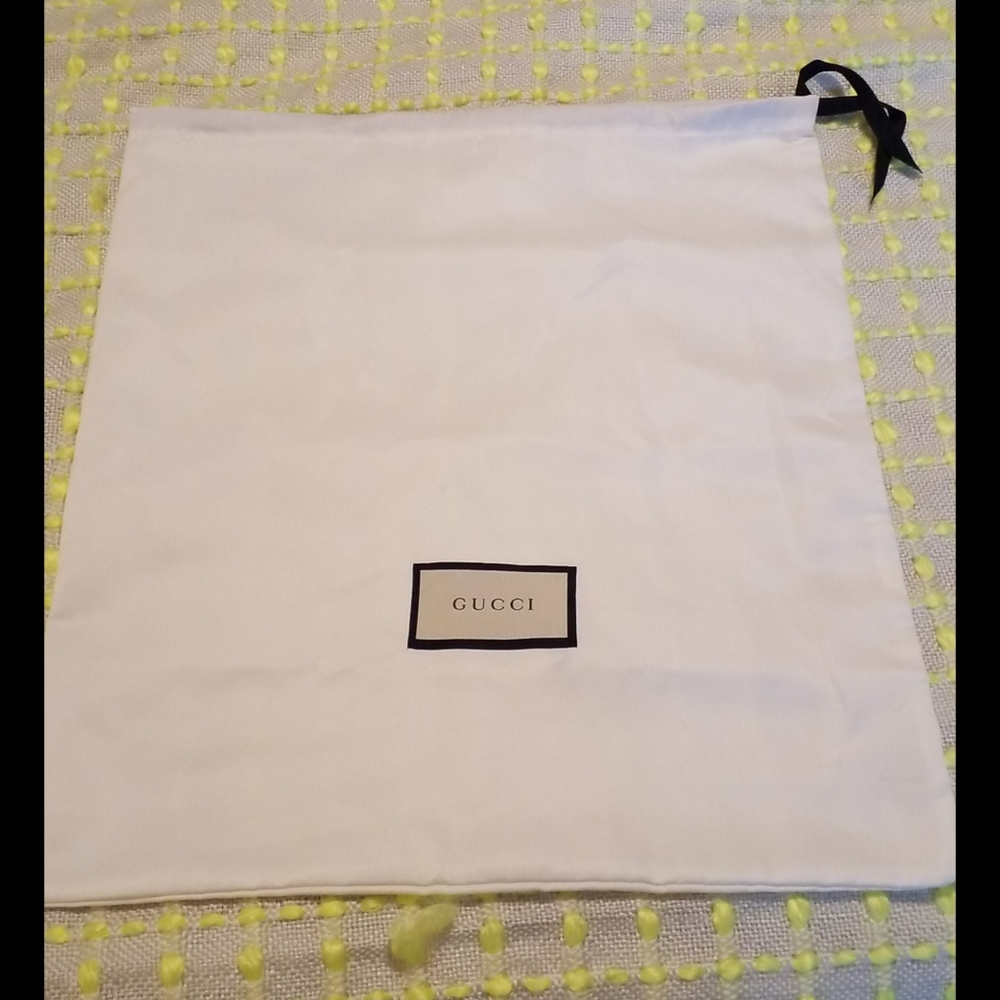 Gucci dust bag